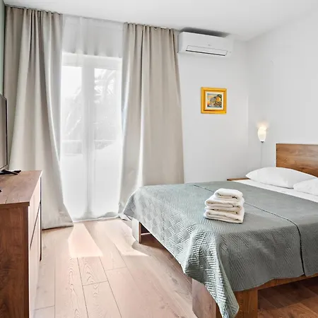 And Alenka Apartman Banjole